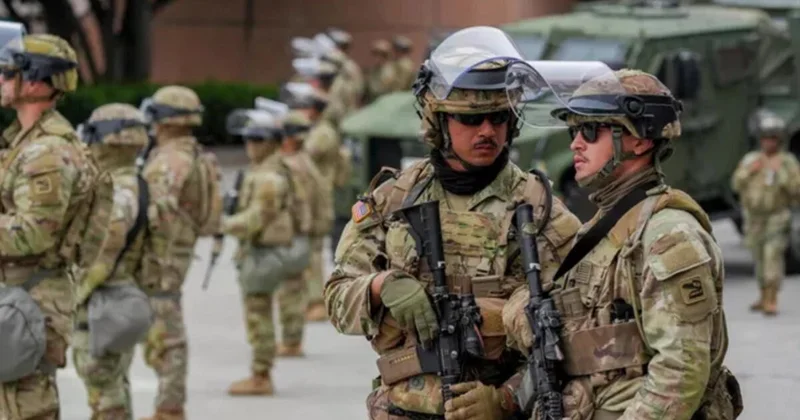 СМИ: Бойцов нацгвардии США отзывают из Портленда и Чикаго