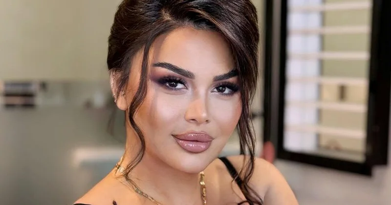 Qumralın makiyajsız halı DİQQƏT ÇƏKDİ VİDEO