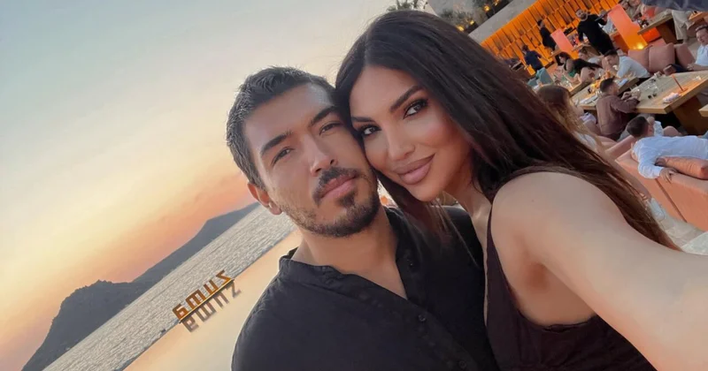 Pərvinin övladı ilə FOTOsu