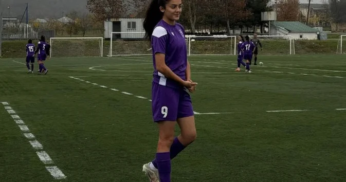 Bənövşə Əsədzadənin məşqçidən tərif aldıqdan sonrakı reaksiyası FOTO/VİDEO