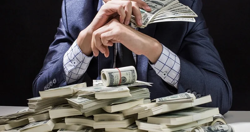 40 yaşdan sonra zirvəyə yüksələn sahibkarların hekayəsi