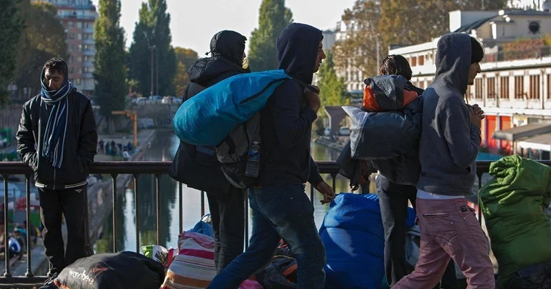 Britaniyaya getmək istəyən miqrantlara PİS XƏBƏR