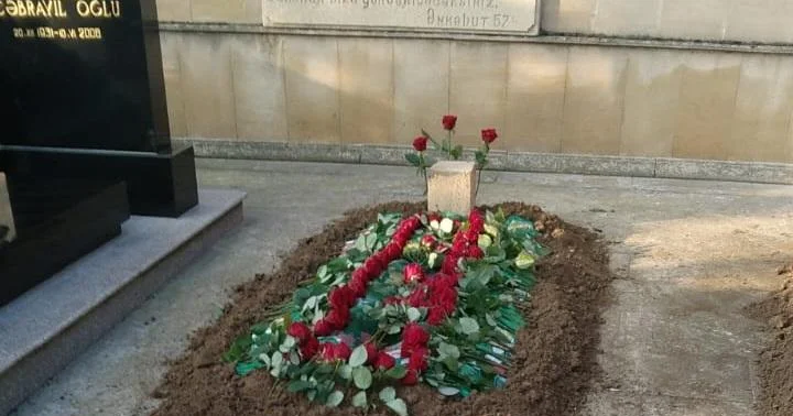 Professor Natiq Qasımova ağır itki üz verdi Anası vəfat etdi