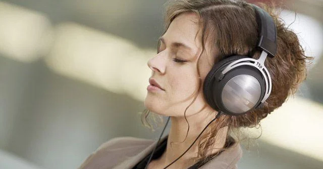 Musiqi dinləmək demensiyanın inkişafını azaldır
