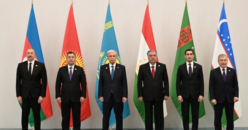 Центральная Азия+Азербайджан : Ильхам Алиев на заседании глав государств в Ташкенте