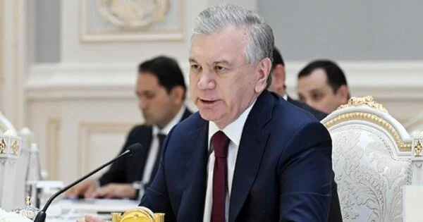 İlham Əliyevi buna görə təbrik etmək istəyirəm Mirziyayev