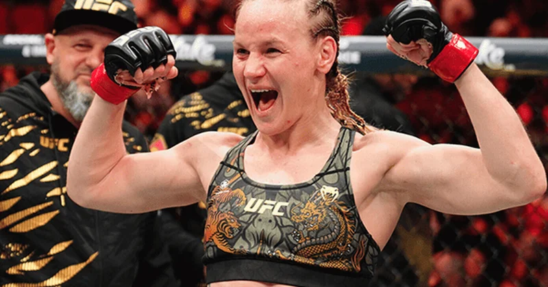 Valentina Şevçenko titulunu qoruyub FOTO