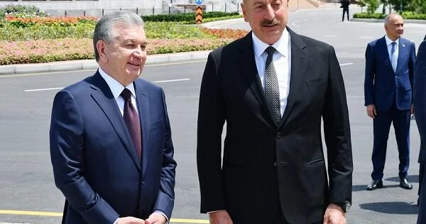 Prezidenti bu mərkəzdə Mirziyayev qarşıladı