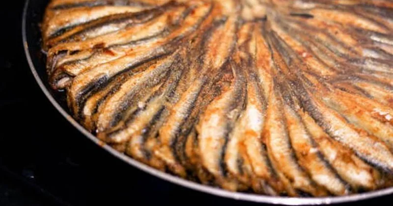 Evdə qalan balıq qoxusunu yox etmək üçün ən təsirli üsullar