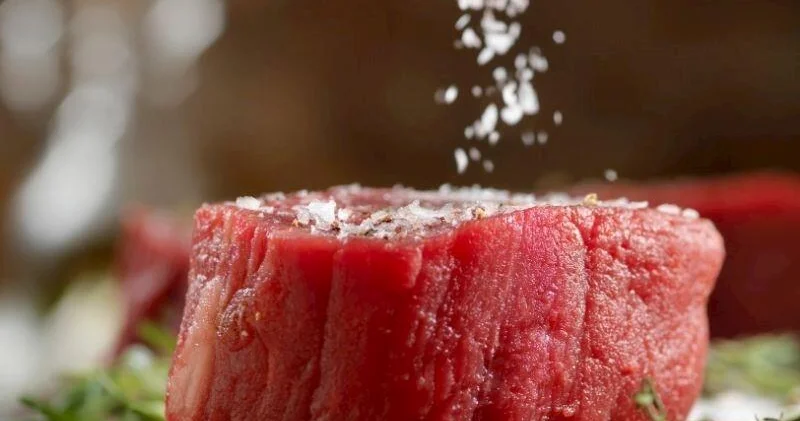 Ətə duz nə vaxt vurulmalıdır?