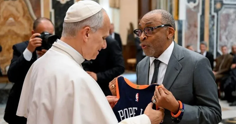 Roma Papası Vatikanda Hollivud aktyorlarını qəbul etdi FOTO