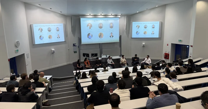 Londonda azərbaycanlı tələbələrin karyera inkişafına həsr olunan tədbir keçirilib