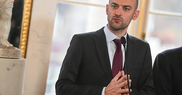 Fransa XİN Ukraynaya davamlı yardım üçün şərtini açıqladı