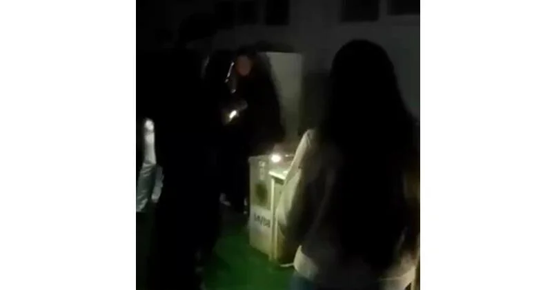 Избирательные участки в Эчмиадзине остались без света ВИДЕО