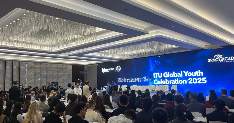 От Международной космической станции до авиасимуляторов: мировая молодежь формирует будущее ИКТ на саммите в Баку