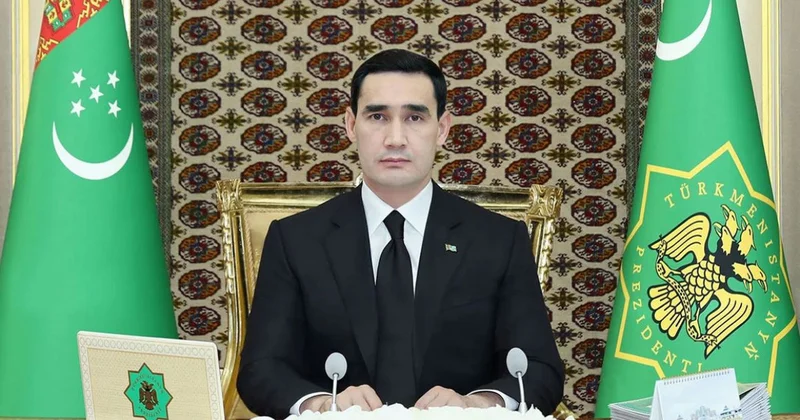 Сердар Бердымухамедов поздравил Президента Азербайджана