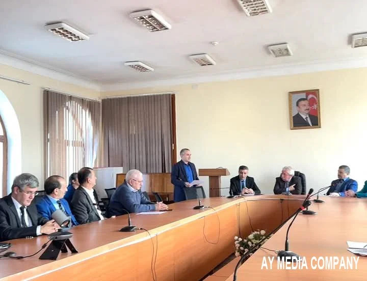 “Çağdaş dövrdə Türk xalqlarının əsas ictimaifəlsəfi problemləri” mövzusunda elmi seminar keçirilib