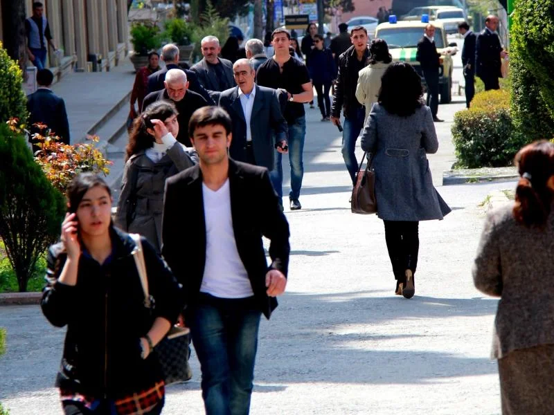 Bakılılarla rayonluları “dalaşdıran” söz Mübahisə böyüdü