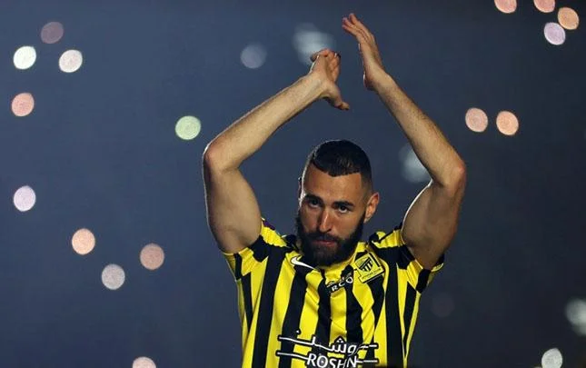 Benzema karyerasını başa vurmaq istəyir