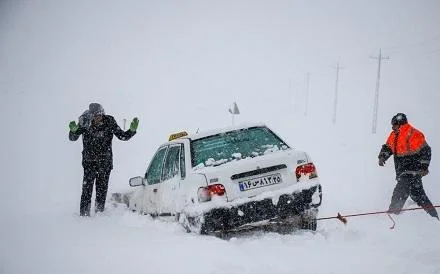 Soyuq hava İranı iflic etdi: 18 əyalətdə tətil elan edildi