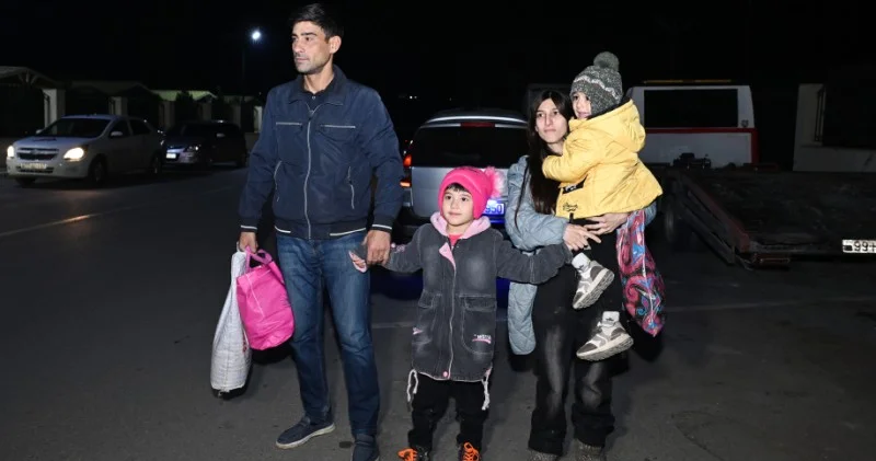 Böyük qayıdış: Daha 21 ailə doğma yurduna döndü FOTOLAR