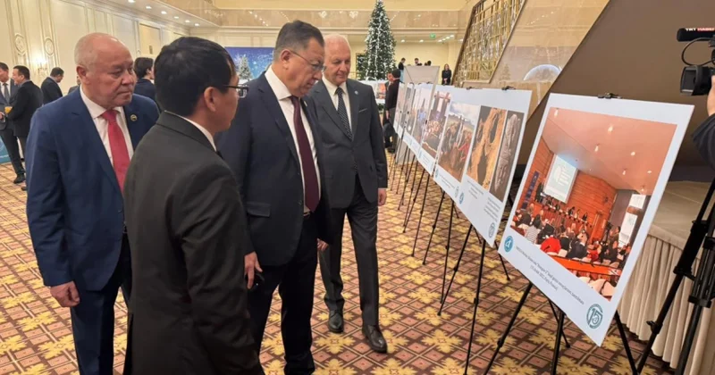 В Астане отметили 15 летие Тюркской академии и Всемирный день тюркских языков