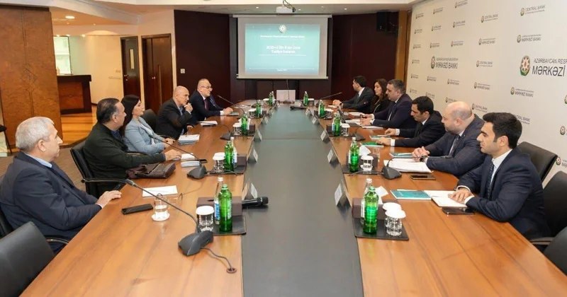 Mərkəzi Bankda media nümayəndələrinin iştirakı ilə tədiyə balansının açıqlanmasına dair brifinq keçirilib FOTO