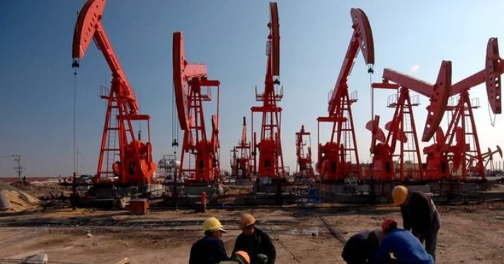 ABŞ neftinin qiyməti 4 ilin ən aşağı səviyyəsinə düşüb