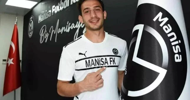 Türkiyə klubu mərc qalmaqalı səbəbindən 3 futbolçusu ilə sağollaşdı