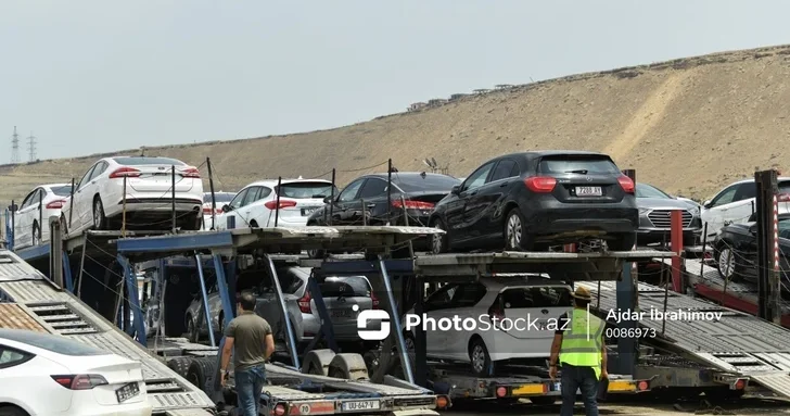 Импорт автомобилей в Азербайджан приблизился к $2 млрд