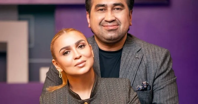 Elton Hüseynəliyev həyat yoldaşına Çin dilində sevgi etirafı etdi