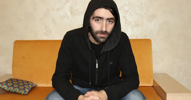 Elşad Xose Oksananı döyməsindən və narkotikdən danışdı (VİDEO MÜSAHİBƏ)