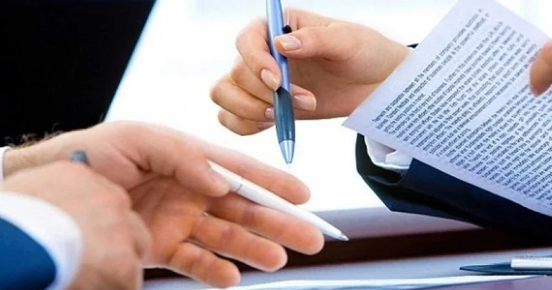 Милли Меджлис принял поправки о расторжении договоров и удаленной занятости