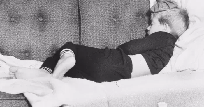 Məktəblərdə yayılan “Honkonq qripi”dir? Həkim AÇIQLADI