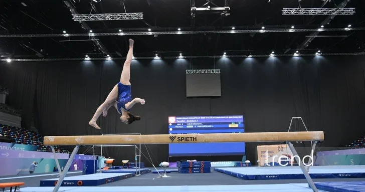 В Баку проходит чемпионат Азербайджана и первенство города по гимнастике