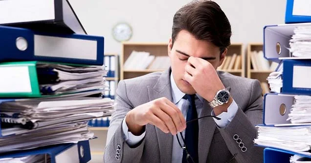 İşçilər arasında ayrı seçkiliyə yol vermək qadağan edilir