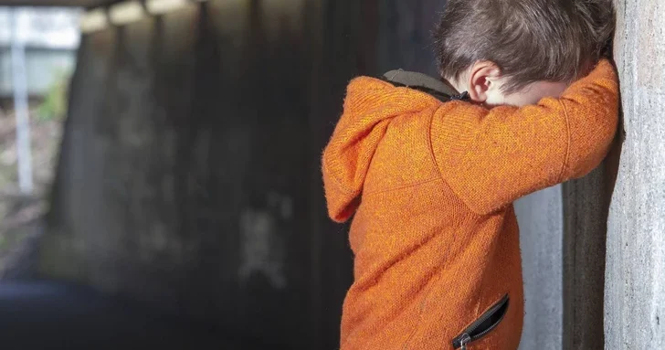 Защита детей из неблагополучных семей от опасности: как работает система поддержки в Азербайджане