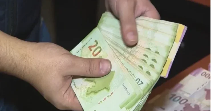 Saxta iş elanları yayan dələduz tutuldu VİDEO