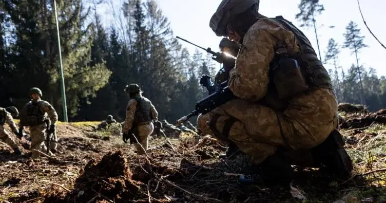 Rusiyaya qonşu səkkiz Aİ ölkəsi Helsinkidə müdafiə xərcləri üçün birgə fond tələb edir