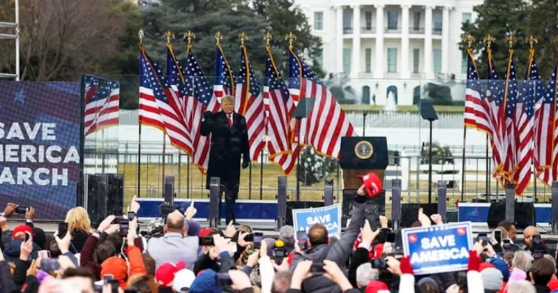 Tramp BBC ni 10 milyard dollarlıq təzminat tələbi ilə məhkəməyə verib