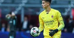 İngiltərə klubu Milan ın qolkiperini istəyir