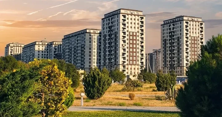 Mənzil seçərkən diqqət edilməsi vacib olan əsas amillər hansılardır?