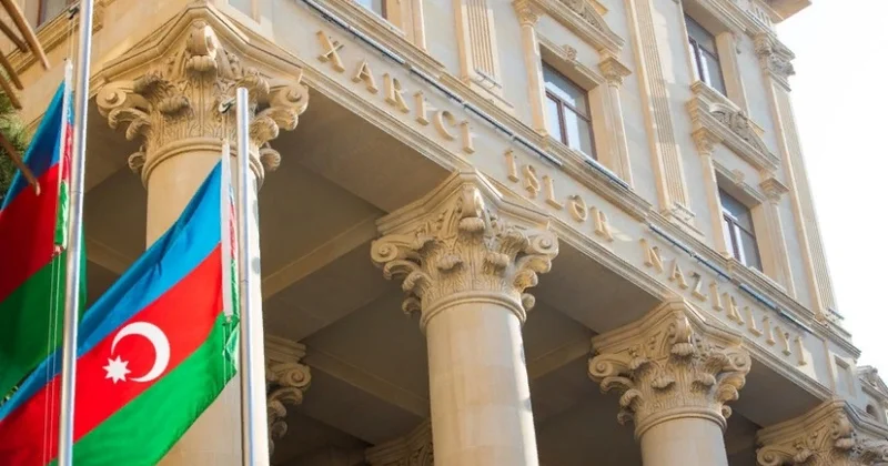 Azərbaycan Bəhreyni milli bayramı münasibətilə təbrik edib