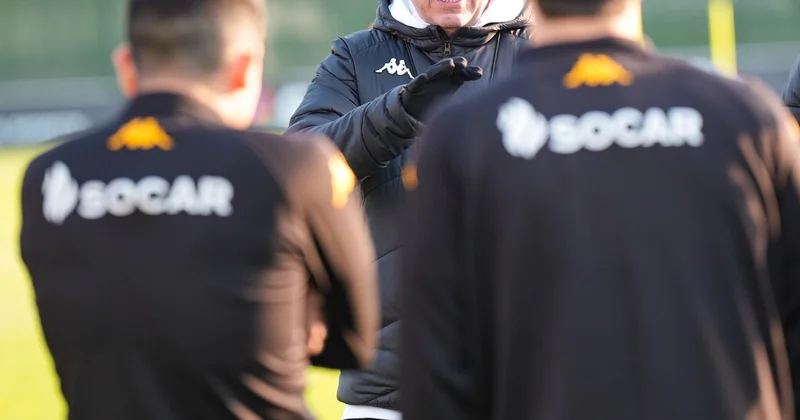 Vernidub “Neftçi”yə sərt qayda qanun gətirdi, hamıya o imzanı atdırdı!