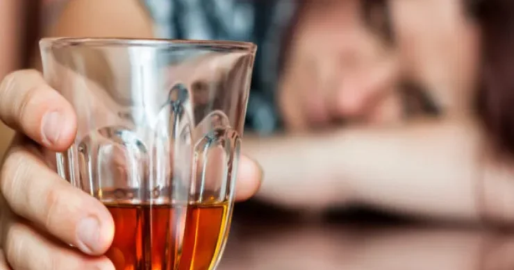 Bakıda qadın sirkə turşusundan zəhərlənib öldü