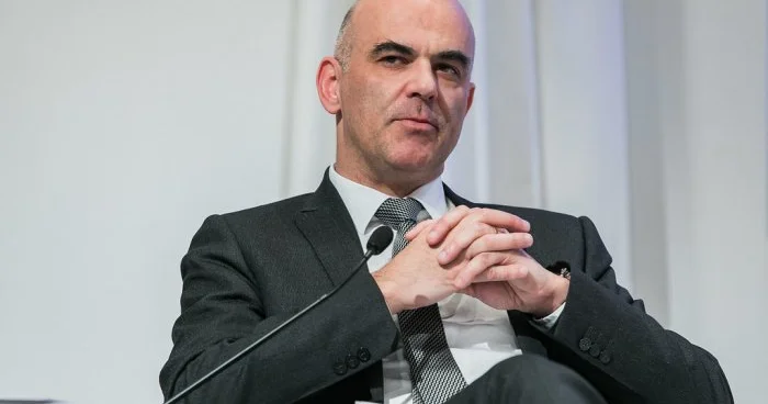 Alen Berset: Ukraynaya dəyən ziyan aradan qaldırılacaq FOTO