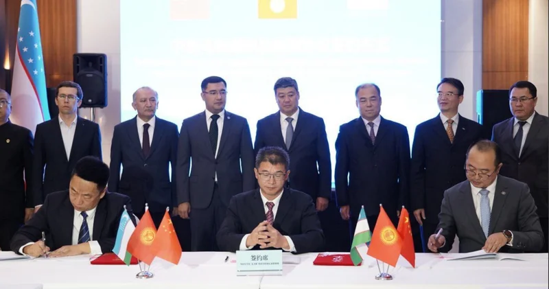 Китай, Кыргызстан и Узбекистан договорились о финансировании железнодорожного проекта Minval Politika