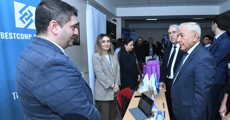 BMU da “Karyera həftəsi” çərçivəsində növbəti sərgi təşkil olunub FOTOLAR