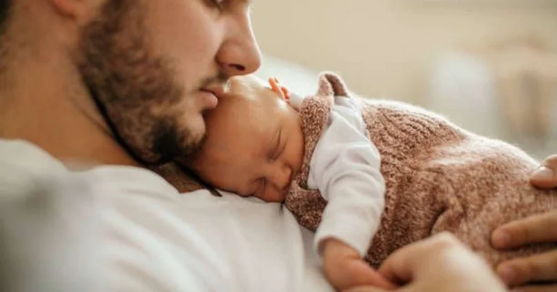 Ata olanlara 14 gün məzuniyyət veriləcək Qanun qəbul olundu