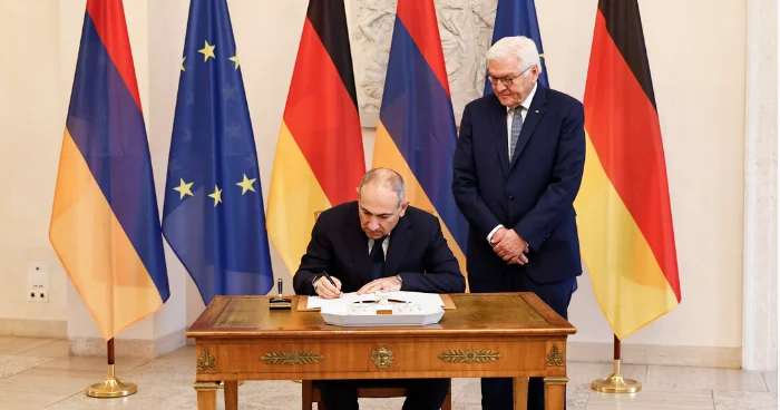 Milan Lazoviç: Aİ nin Ermənistana yardımlarının arxasında bu məqsədlər dayanır MÜSAHİBƏ